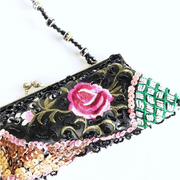 Aldo Beautiful Rose Beaded SequinEd Clutch - 4 x 10 - Picture 2 of 8